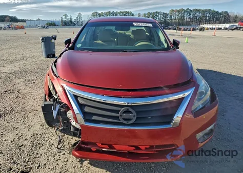 2013 Nissan Altima 2.5 z USA, uszkodzony, nr VIN 1N4AL3AP7DC912398